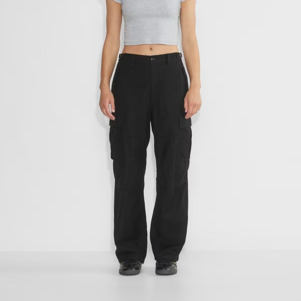 TNA Supply Cargo Pant (Gd Black, size 6 Regular)